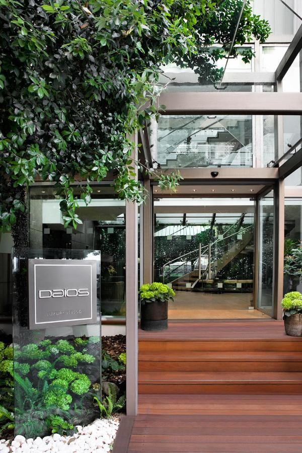 Daios Luxury Living Hotel Thessaloníki Luaran gambar Entrance to the hotel