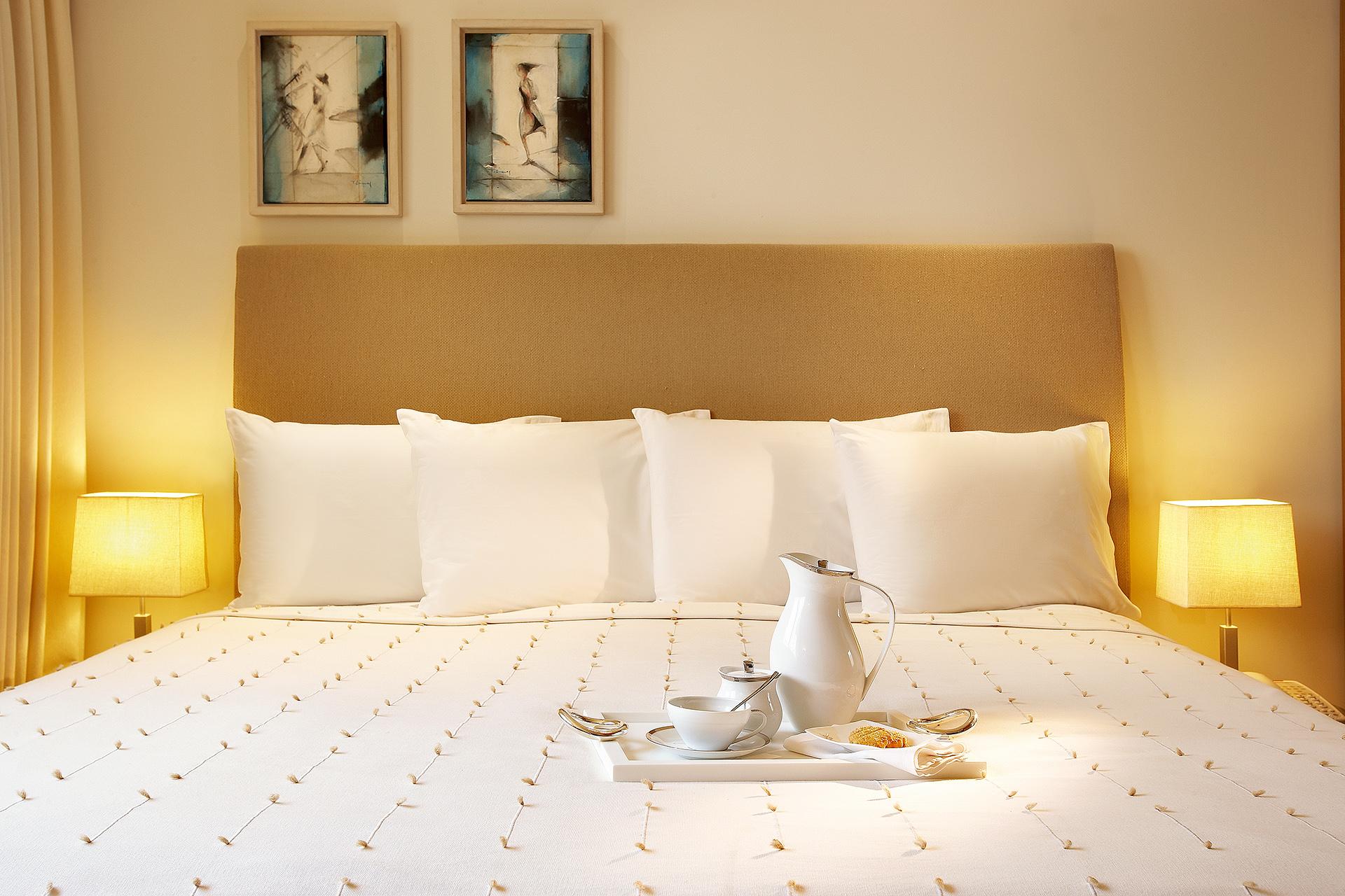 Daios Luxury Living Hotel Thessaloníki Luaran gambar A bedroom at the hotel