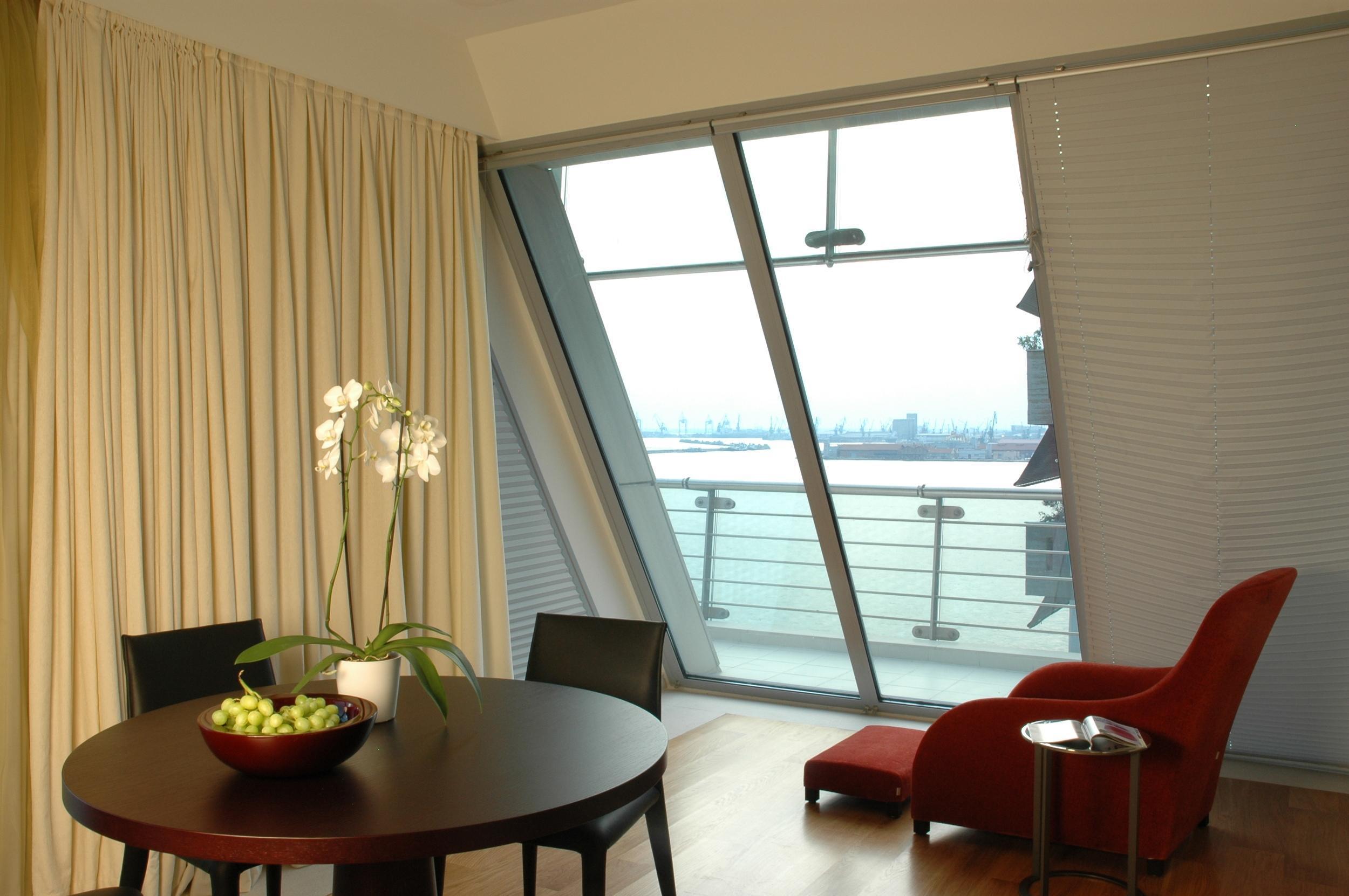 Daios Luxury Living Hotel Thessaloníki Luaran gambar Honeycomb blinds