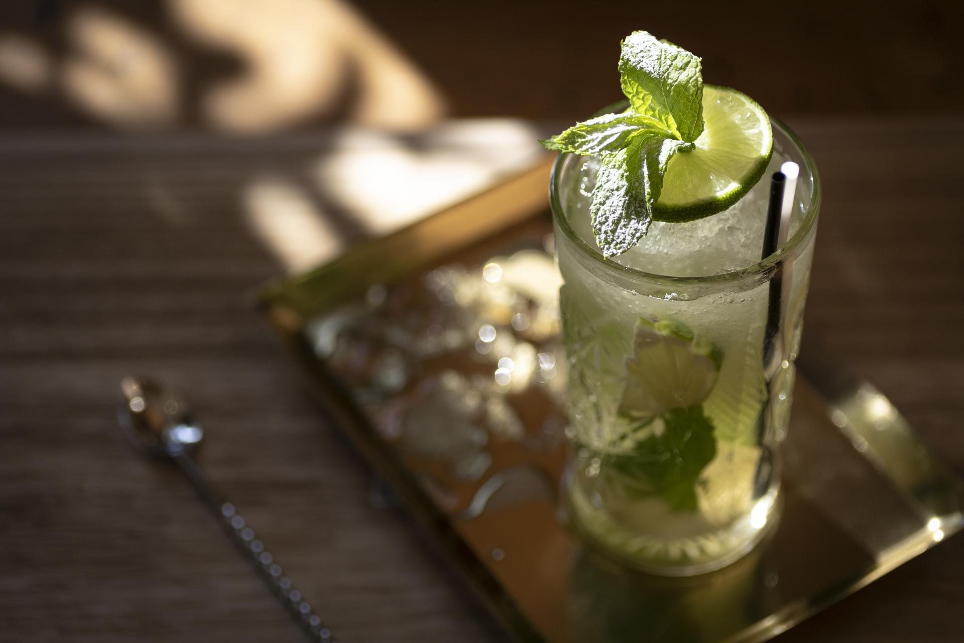 Daios Luxury Living Hotel Thessaloníki Luaran gambar A mojito