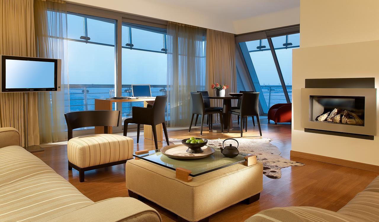 Daios Luxury Living Hotel Thessaloníki Luaran gambar A suite at the Mandarin Oriental, Munich