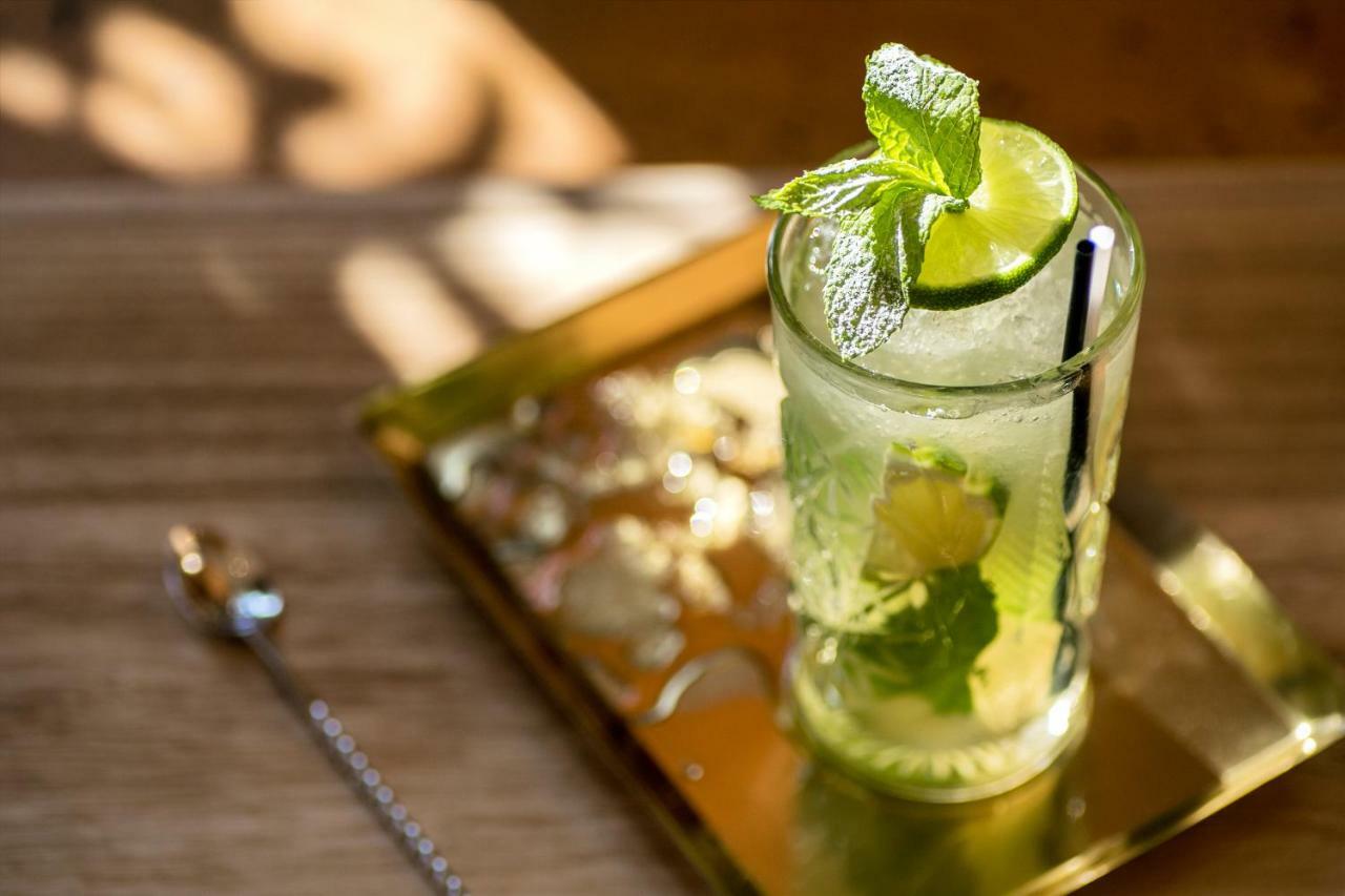 Daios Luxury Living Hotel Thessaloníki Luaran gambar A caipirinha
