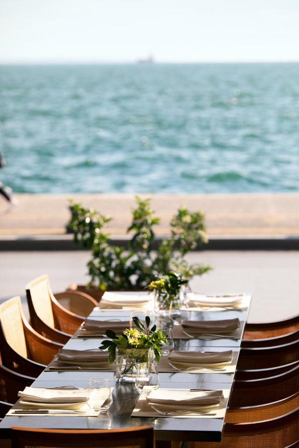 Daios Luxury Living Hotel Thessaloníki Luaran gambar The pool at the hotel