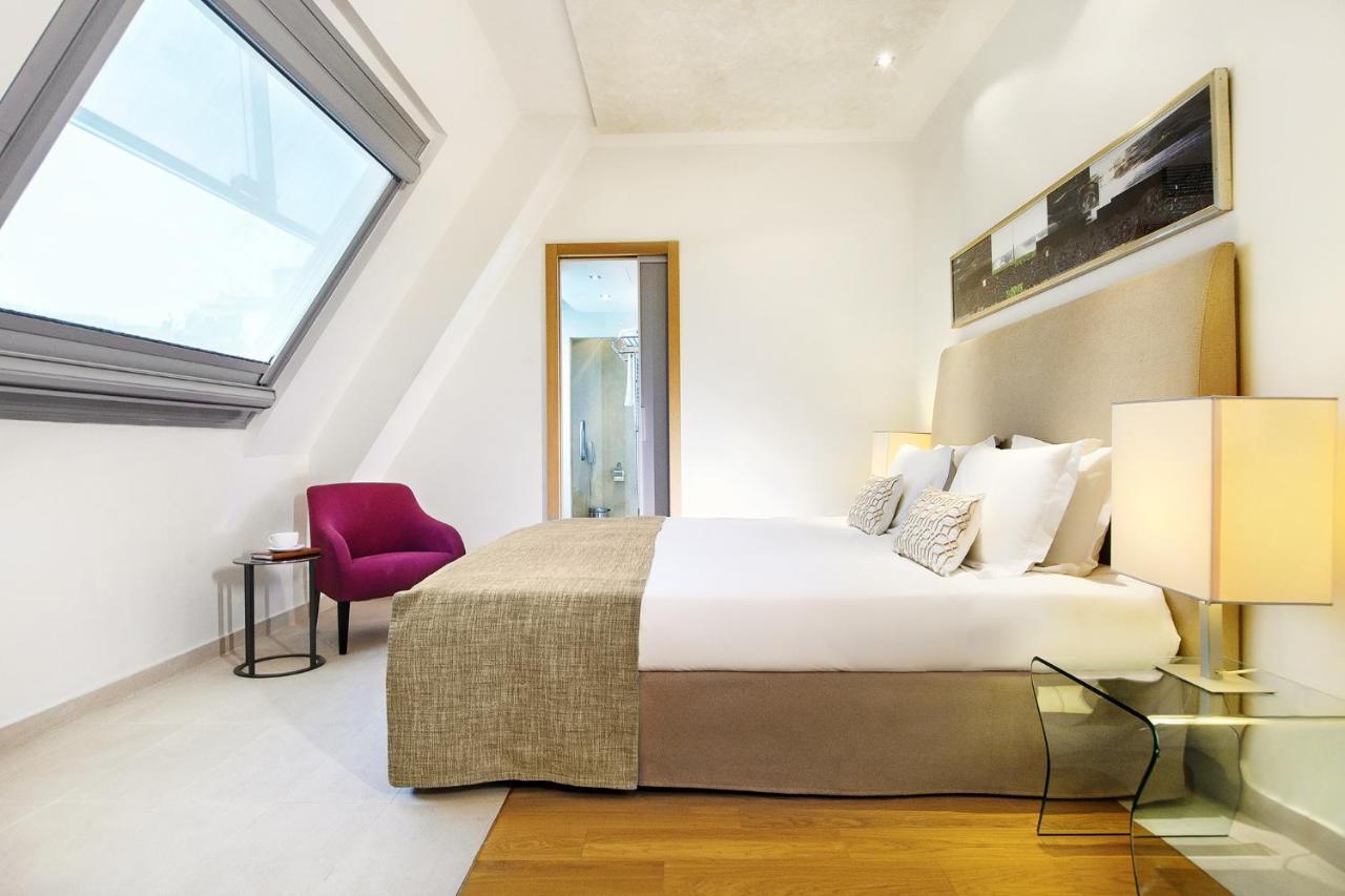 Daios Luxury Living Hotel Thessaloníki Bilik gambar A bedroom at the hotel